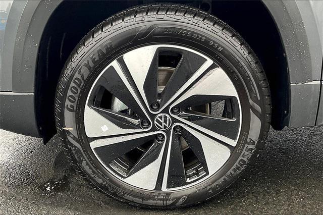 new 2025 Volkswagen Taos car, priced at $32,856