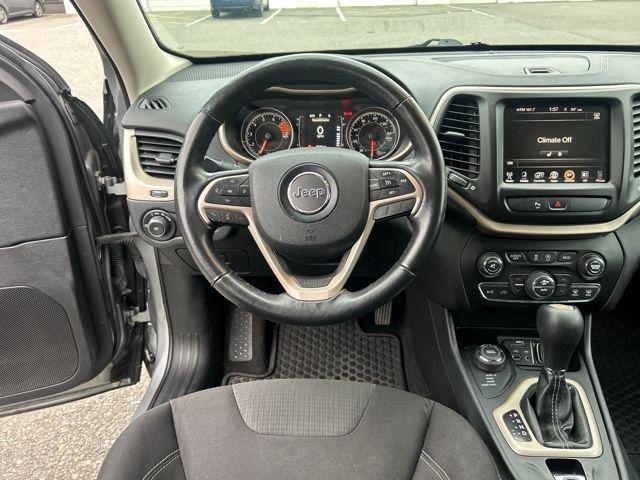 used 2016 Jeep Cherokee car, priced at $11,500