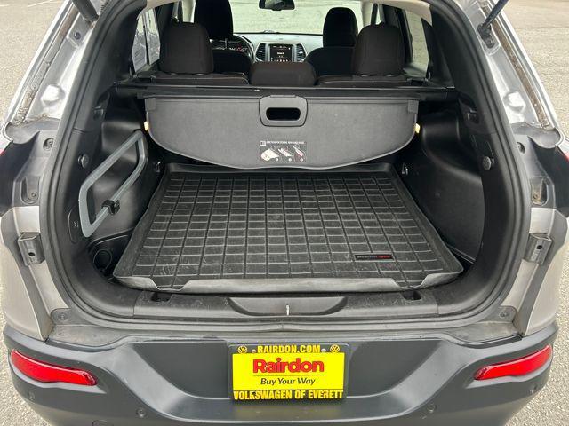 used 2016 Jeep Cherokee car, priced at $11,500