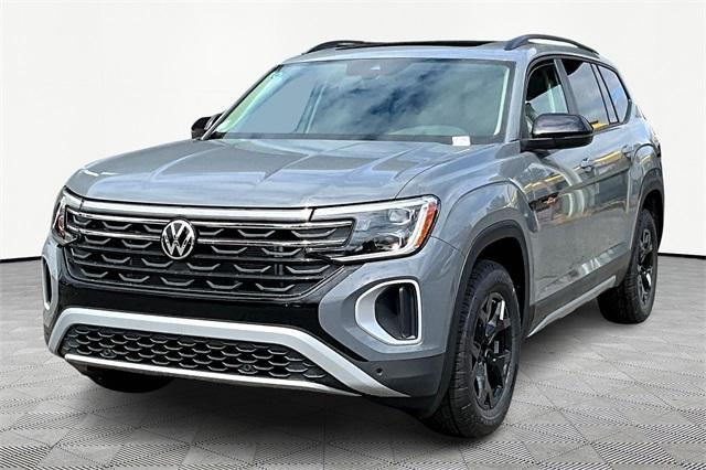 new 2024 Volkswagen Atlas car, priced at $47,861