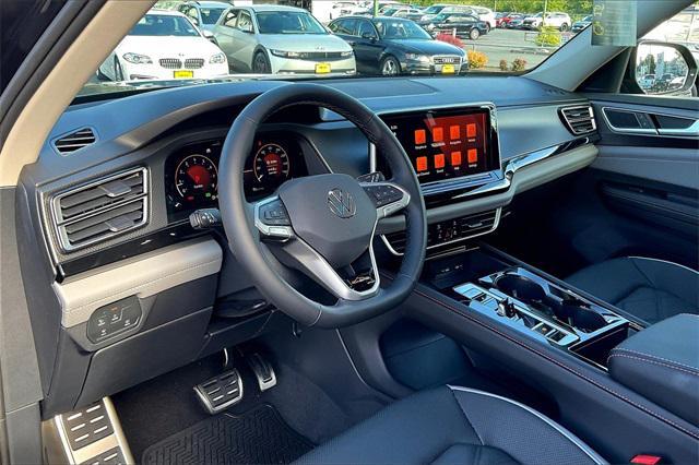 new 2025 Volkswagen Atlas car, priced at $47,779