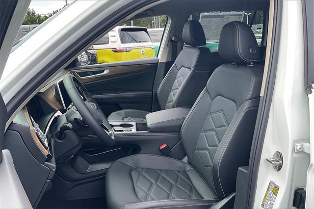 new 2025 Volkswagen Atlas car, priced at $38,430
