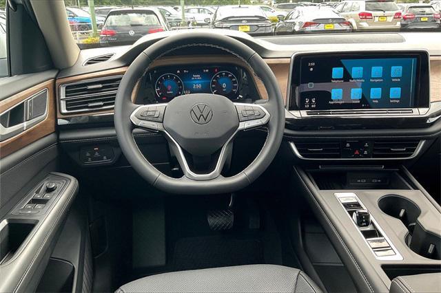 new 2025 Volkswagen Atlas car, priced at $38,430