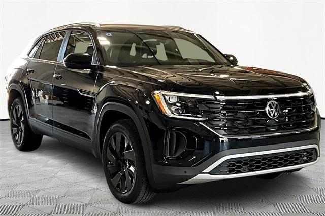 new 2024 Volkswagen Atlas Cross Sport car, priced at $41,999