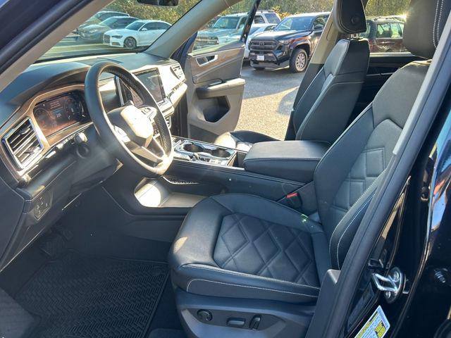 new 2026 Volkswagen Atlas car, priced at $49,031