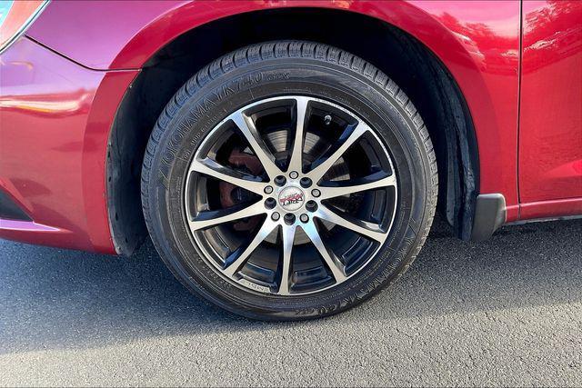 used 2014 Chrysler 200 car, priced at $7,000