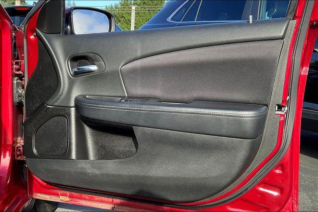 used 2014 Chrysler 200 car, priced at $7,000