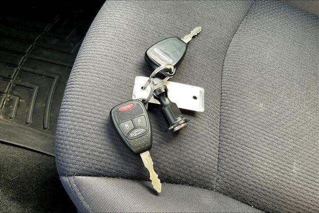 used 2014 Chrysler 200 car, priced at $7,000