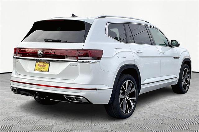 new 2025 Volkswagen Atlas car, priced at $53,896