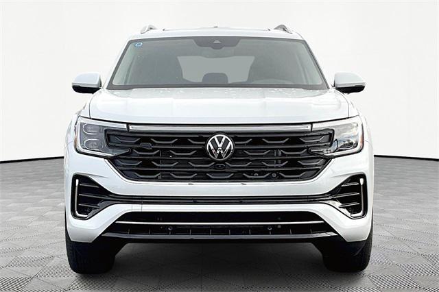 new 2025 Volkswagen Atlas car, priced at $53,896