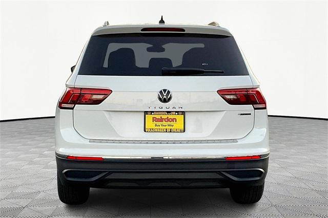 new 2024 Volkswagen Tiguan car, priced at $33,256