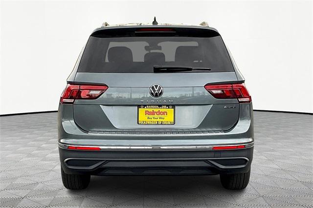 new 2024 Volkswagen Tiguan car, priced at $33,256