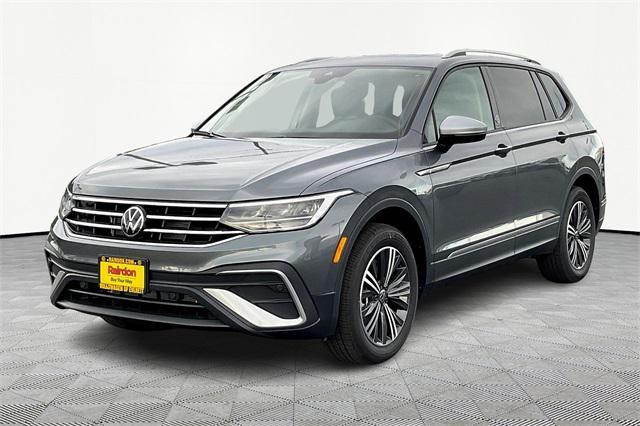 new 2024 Volkswagen Tiguan car, priced at $33,256