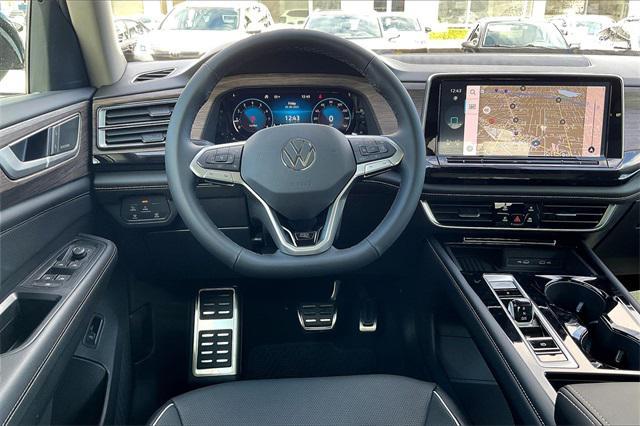 new 2025 Volkswagen Atlas car, priced at $55,939