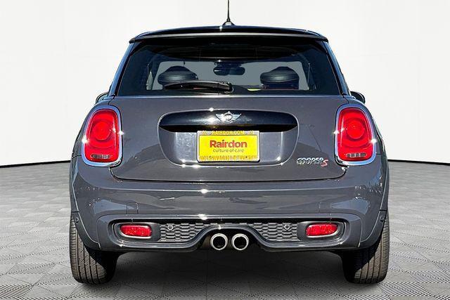 used 2018 MINI Hardtop car, priced at $13,000