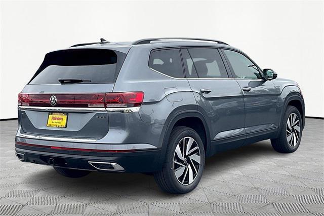 new 2024 Volkswagen Atlas car, priced at $39,999