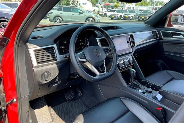 used 2021 Volkswagen Atlas Cross Sport car, priced at $23,500