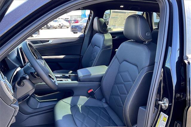 new 2025 Volkswagen Atlas Cross Sport car, priced at $44,951