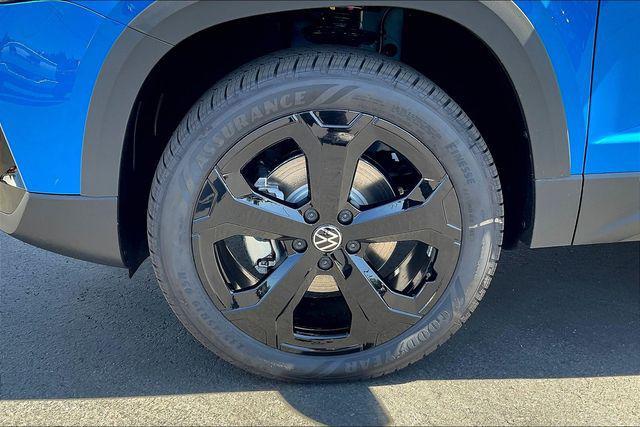 new 2025 Volkswagen Taos car, priced at $31,299