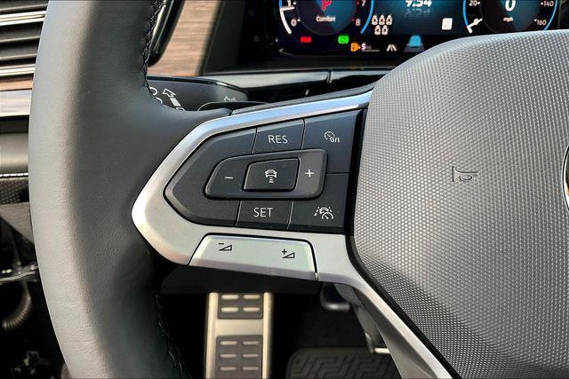 new 2025 Volkswagen Atlas car, priced at $50,172