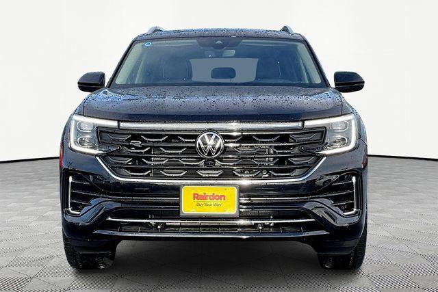 new 2025 Volkswagen Atlas car, priced at $50,172
