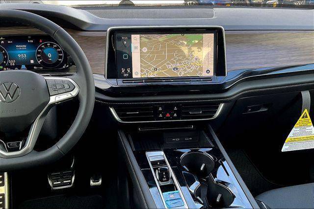 new 2025 Volkswagen Atlas car, priced at $50,172