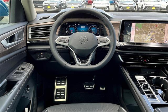 new 2025 Volkswagen Atlas car, priced at $54,439