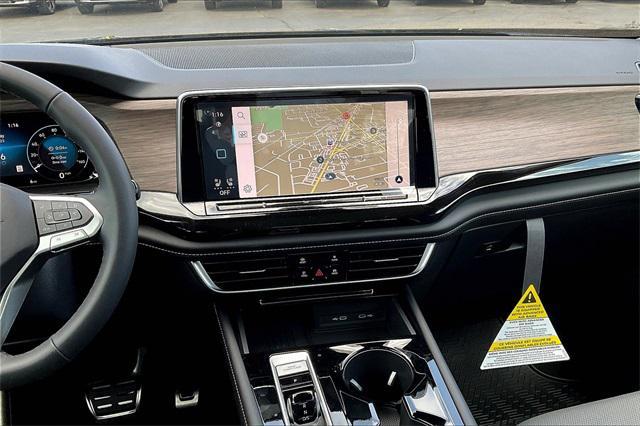 new 2025 Volkswagen Atlas car, priced at $54,439