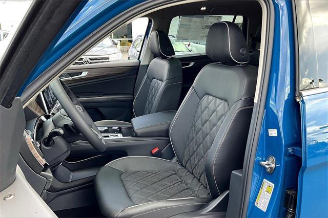 new 2025 Volkswagen Atlas car, priced at $54,439