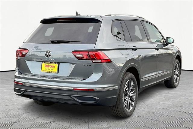 new 2024 Volkswagen Tiguan car, priced at $33,256