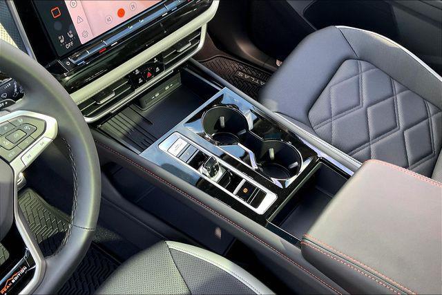 new 2025 Volkswagen Atlas car, priced at $45,399