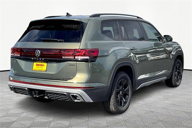 new 2025 Volkswagen Atlas car, priced at $48,059