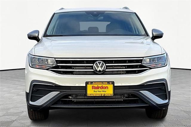 new 2024 Volkswagen Tiguan car, priced at $33,256