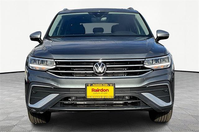 new 2024 Volkswagen Tiguan car, priced at $33,256