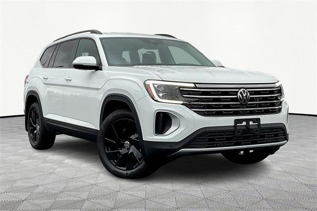 new 2024 Volkswagen Atlas car, priced at $43,015