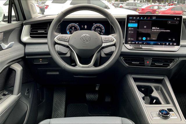 new 2025 Volkswagen Tiguan car, priced at $36,077