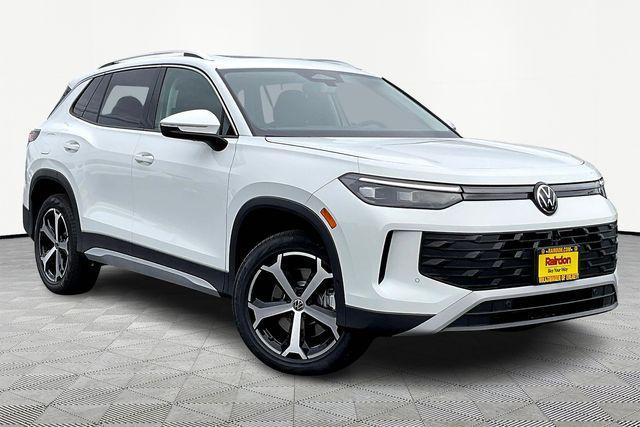 new 2025 Volkswagen Tiguan car, priced at $36,077
