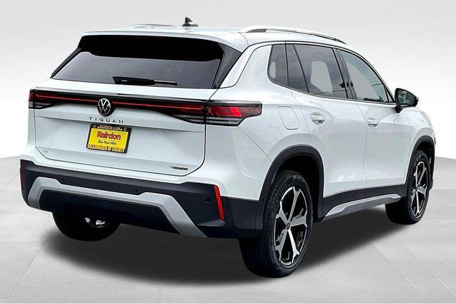 new 2025 Volkswagen Tiguan car, priced at $36,077