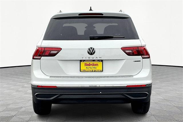 new 2024 Volkswagen Tiguan car, priced at $33,256