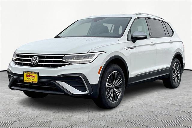 new 2024 Volkswagen Tiguan car, priced at $33,256