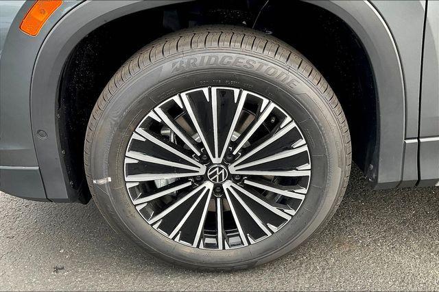 new 2025 Volkswagen Tiguan car, priced at $32,377