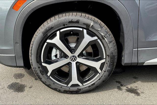 new 2025 Volkswagen Tiguan car, priced at $36,077