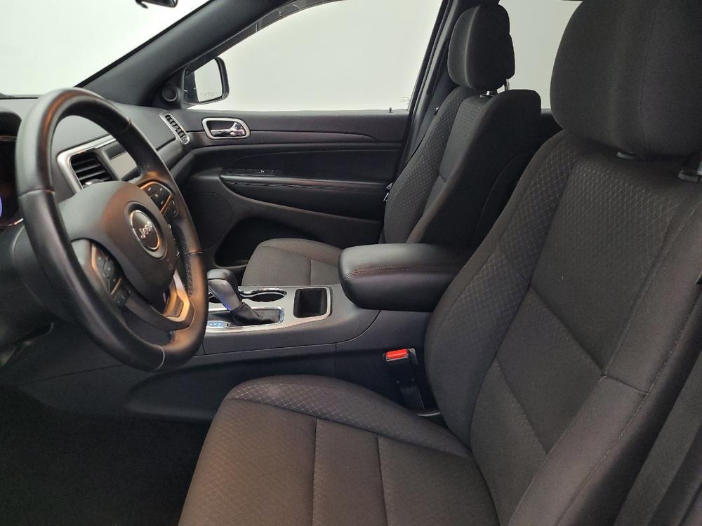 used 2018 Jeep Grand Cherokee car, priced at $19,495