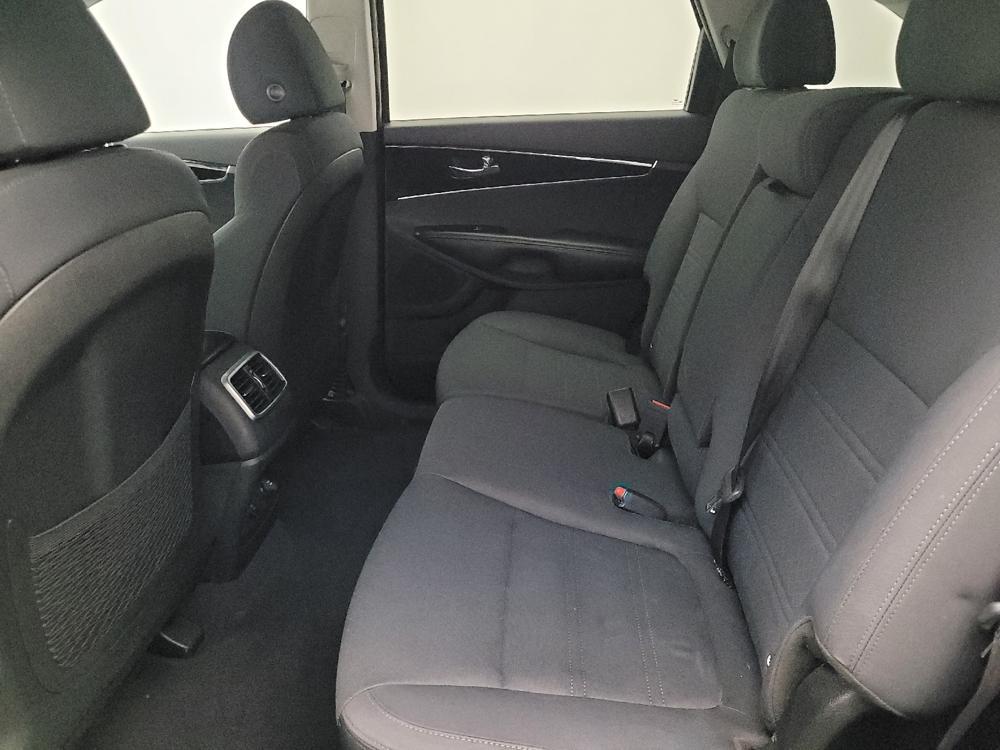 used 2019 Kia Sorento car, priced at $15,195