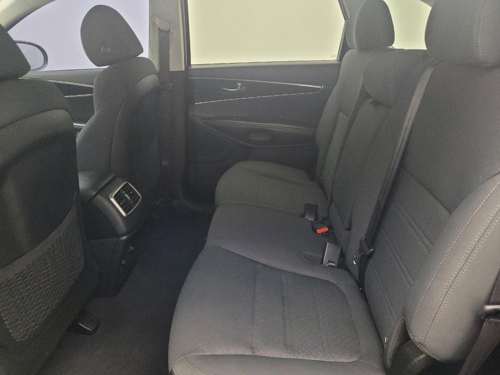 used 2019 Kia Sorento car, priced at $18,895