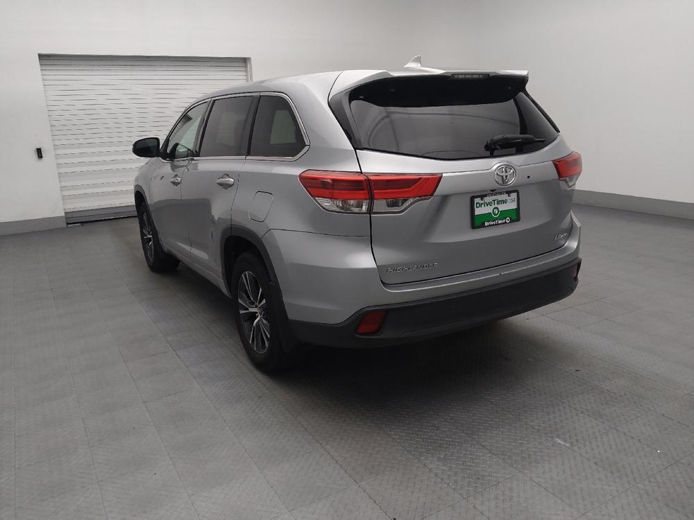 used 2018 Toyota Highlander car, priced at $25,195