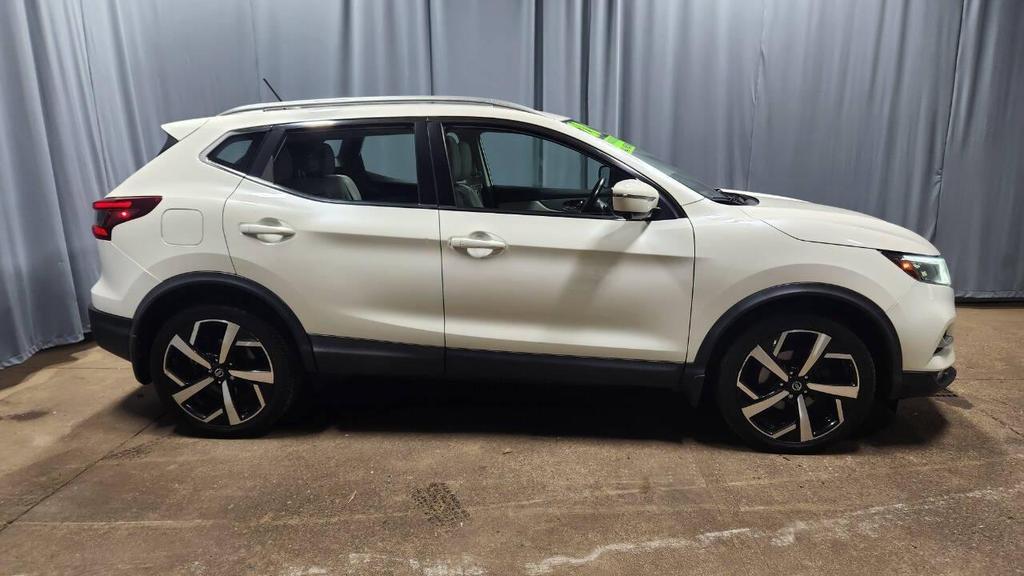used 2020 Nissan Rogue Sport car, priced at $14,995