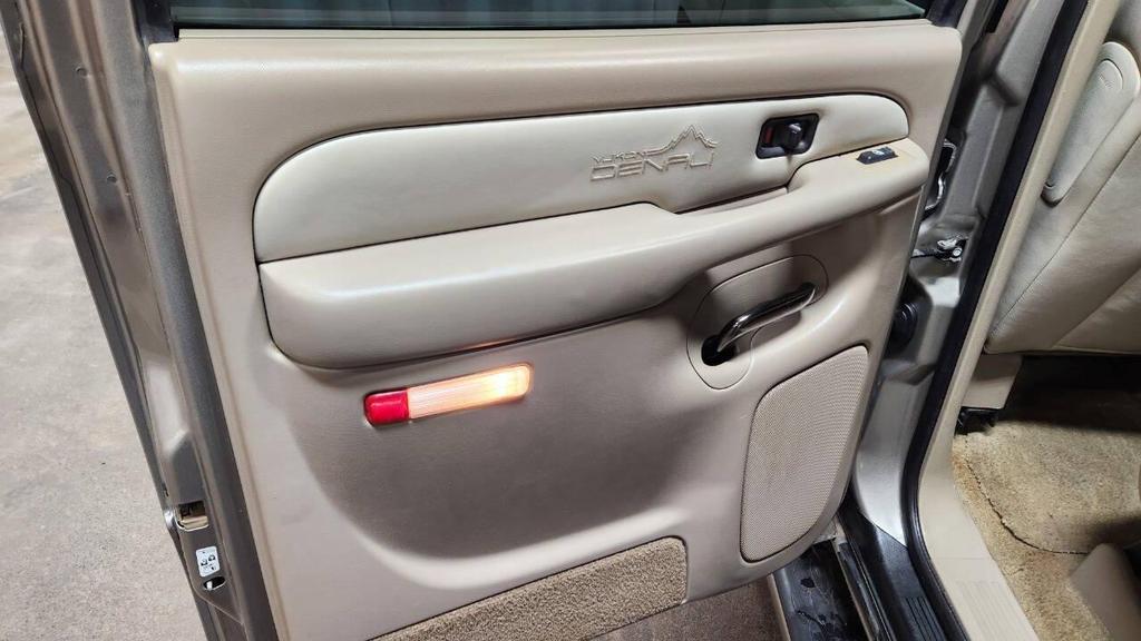 used 2002 GMC Yukon XL car, priced at $3,995