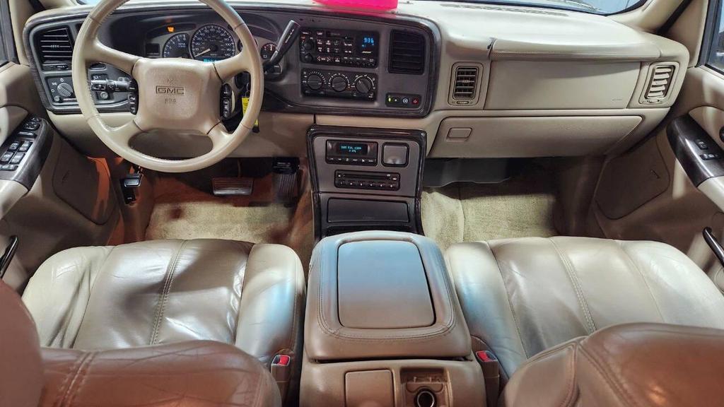 used 2002 GMC Yukon XL car, priced at $3,995