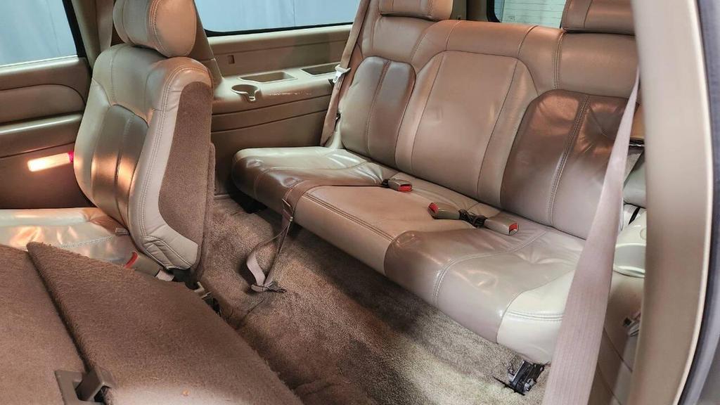 used 2002 GMC Yukon XL car, priced at $3,995